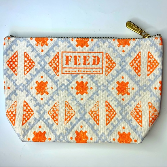 CLARINS PARIS Set Hydra-Essentiel Cream 1oz Facial Cleanser 3.4oz FEED Pouch NEW - Picture 7 of 10